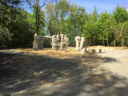 260426_8477i6_StonehengeOderParkour_RTr_Queckenbergwaeldchen.jpg
